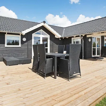 Luxury Retreat With - By Traum Bøtø By