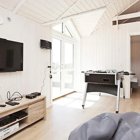 Luxury Retreat With - By Traum Feriehus Bøtø By